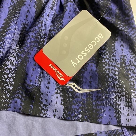 Saucomy Pinnacle Women Running Shorts Purple Black Blended Elastic Waist Medium - Picture 14 of 15